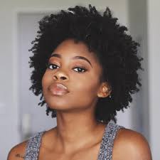 Shrinkage Inspo 12 Natural Hair Styles That Embrace Shrinkage Cabello Y Maquillaje Pelo Natural Cabello Natural