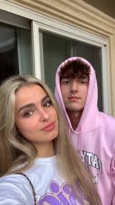 Pin By Dilek On Ok Yeah Actual Tikok In 2020 Cute Couples Cute Couples Goals Celebrity Couples