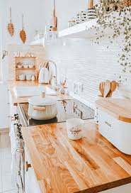 Pin By Lca On Interior Design Home In 2020 Interior Design Kitchen Farmhouse Kitchen Decor Simple Kitchen