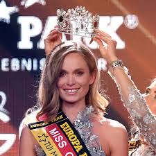 She made her 2 million dollar fortune with miss germany and secretary of state in the federal ministry of economics and technology. Miss Germany Kommt Ohne Manner Aus Wolfgang Bosbach Nimmt S Locker Der Spiegel