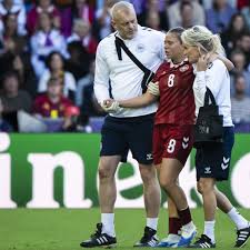 Mia courcelle naked saw Natashas pix and was excited.