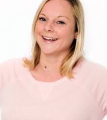 Lisa Thatcher's Instagram, Twitter & Facebook