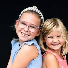 I love how the girls got in photoshoot mode while I was set up for my fine  arts school portraits today. Never a dull moment