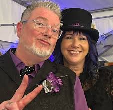 Is there a business that replaces watch batteries?