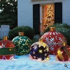 Perhaps Summer Dollar Store Balls Painted Glittered With A Painted Plastic Bowl Glued O Outdoor Christmas Decorations Christmas Decorations Outdoor Christmas