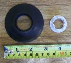 How to remove the flush valve and replace the washer in the geberit sigma cistern. Ideal Standard Flush Valve Seal And Clip Sv01967