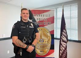 SPD officer uses CPR to save drowning man