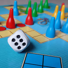 Basta Sallskapsspelen For Barn Och Familj 2020 Roliga Bradspel For Stora Och Sma Familjemys Se