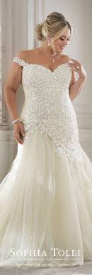 Plus Size Perfection From Sophia Tolli Belle The Magazine Plus Size Wedding Gowns Wedding Dresses Trumpet Wedding Dress