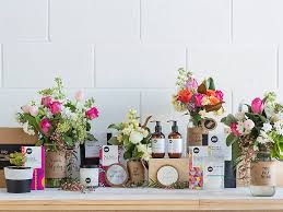 Browse our collection of flowers, hampers and gifts available for delivery in sydney. Uyvfvw9pc8bx M
