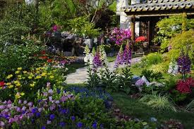 How To Create The Perfect Wildlife Garden Design - The Bird House