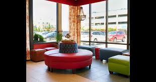 Yes, guests have access to an indoor pool and a fitness centre during their stay. Oceanfront Inn 112 4 4 2 Virginia Beach Hotel Deals Reviews Kayak