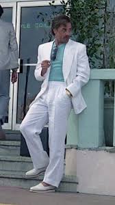 While miami vice's looks, which were excessive even by '80s standards, were wildly popular and influential during its original run, they quickly fell out of style as both the show and the decade came to a close. Miami Vice Meeting Sonny Crockett In White Linen Bamf Style