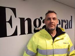 Ingen respons från samhall i läge där man är utsatt för kollega som sextrakasserar en på nätet.lämnat in bevis men inget händer. Samhalls Vittnen Det Ar Fruktansvart Dagens Arbete