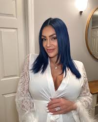 Nikki Hall - Free pics, galleries & more at Babepedia