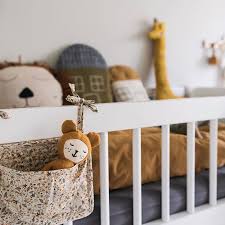 5 Tipps Um Ein Kleines Kinderzimmer Einzurichten Neutrale Babyzimmer Babyzimmer Themen Kleine Babyzimmer