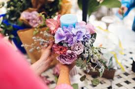 Get your roses delivery today and make someone's day much more happening! Laura Florist And Gifts Online Flower Delivery In Melbourne Flower Delivery Online Flower Delivery Online Florist