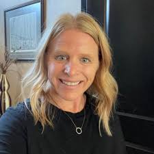 Christina Levenson's Instagram, Twitter & Facebook