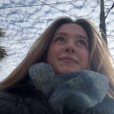 So I recently listened to this podcast, and it talked about something  called the “Let them” theory. Needless to say I think everyone should take  a listen. I've been living by @melrobbins