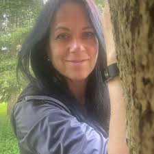 chrismegan & Birka Mali Mystische Märchen, magischer Gesang & Musik aus  Zeiten, die lange vergangen. 🥰 Wir lesen und musizieren an allen 3 Tagen  im Burgfried. 🥰