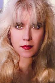 Deborah Dutch : biographie, filmographie, photos & vidéos