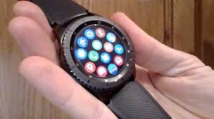 The main reason for the merger appears to be to simplify the user experience, so that customers don't have to hop between two different platforms. Apps Not Found In Samsung Gear App Store Xda Developers Forums