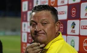 Kaizer chiefs have terminated coach gavin hunt's contract with immediate effect. Hunt Fans Won T Give Chiefs Pirates And Sundowns An Advantage Fakaza News
