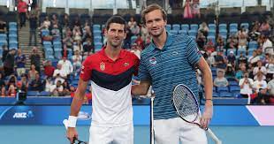 Both novak djokovic and daniil medvedev kicked off their 2020 atp finals debut in brilliant fashion excluding a 2017 clash on grass in eastbourne in 2017, medvedev has won a set in each of their five. Atp Finals 2020 Live Novak Djokovic Vs Daniil Medvedev Im Tv Livestream Und Liveticker Tennisnet Com