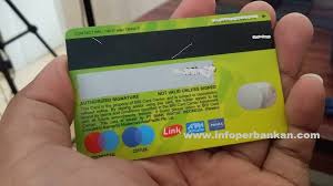 Kartu debit adalah sebuah kartu pembayaran secara elektronik yang diterbitkan oleh bank. Kartu Atm Rusak Bagian Pita Hitamnya