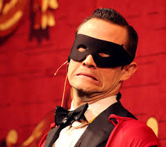 Joseph Gordon-Levitt feted by Hasty Pudding group