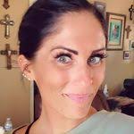 Amanda Dyess's Instagram, Twitter & Facebook