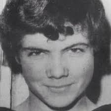 Bishop Edward Daly: Photo journalist recalls 'unforgettable scene'