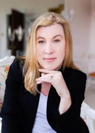 The Summer House: A Novel by Hannah McKinnon, Paperback