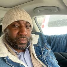 A friend loans you $200 to g@mble, you win $200,000