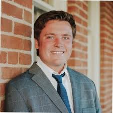 I am excited to announce that in the summer of 2025, I will be joining the  professional golf staff at Medinah Country Club as a PGA Apprentice! I want  to thank Tim