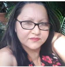 Todos en la fiesta están apagados, hasta que se grita #ShotsShotsShots y  sacan la botella de DOS5 🤩🥃 #SeVaHacerONoSeVaHacer