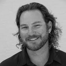 Julian Monroe's Instagram, Twitter & Facebook