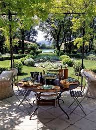 Amazingly Inspiring Backyard Dining Ideas To Copy Decortrendy Backyard Backyard Dining Backyard Landscaping