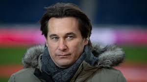 On 17 march 2017, he was called into camp for the switzerland team. Hannover 96 Die Kuriose Wende Bei Gerhard Zuber Sport Sz De