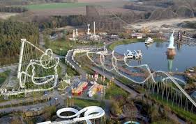 Heide Park Hyde Park The Largest Theme Park In Northern Germany With World Class Attractions It Tooks Eight Hundred And Fifty Thousan Heide Park Park Heide