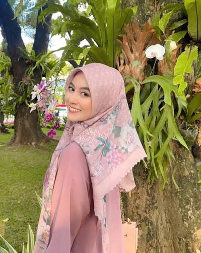 Syarifah Aisyah Farid binti Syekh Abu Bakar 