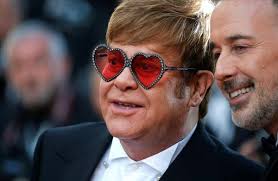 Elton John i el seu gran temor: morir sense veure créixer els seus fills