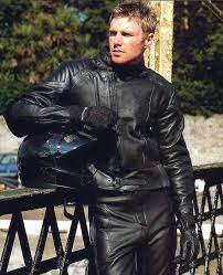 Pin Van Cannondale 68 Op A Leather Gear Mannen In Leer Motorkleding Mannen