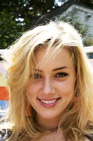 Amber heard is enjoying a day out with one of her friends!. Lovely Smile Of Amber Heard Looking Beautiful Mobile Wallpaper The Mobile Wallpaper