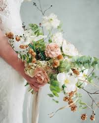 For such a special day, every detail is important, why not have a special keepsake to treasure and pass down for generations. Best Of 2017 21 Of Our Favourite Bridal Bouquets Year End Favourite Flower Bouquet Wedding Neutral Wedding Flowers Bridal Bouquet
