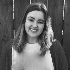 Caitlin Hankins's Instagram, Twitter & Facebook