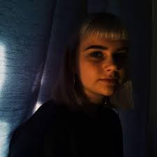 Vivian Pace's Instagram, Twitter & Facebook