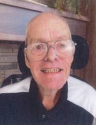 Gloria Helmuth's Instagram, Twitter & Facebook