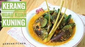 Tuangkan kecap manis ke dalamnya bersama dengan garam dan kerang dan tauco bisa dipadukan menjadi. Resep Kerang Hijau Kuah Kuning Youtube