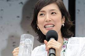 天海祐希は“菌”、壇れいは“首”…宝塚OGに学ぶ美容術 (2018年1月3日) - エキサイトニュース